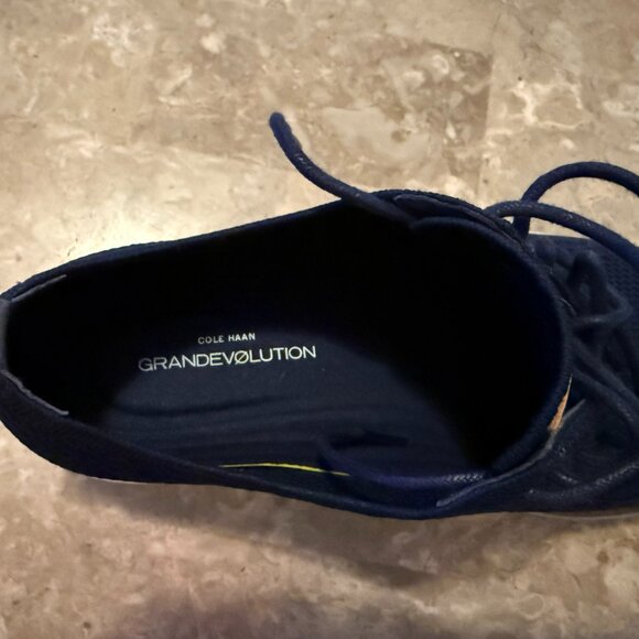 Men's Like New Cole Haans Shoes Size 10 Model 32153 - Picture 7 of 8